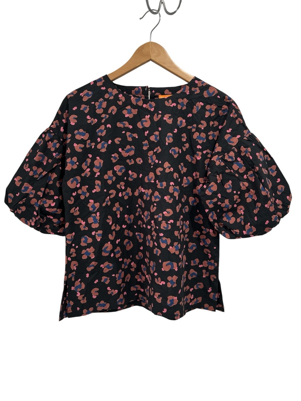 Oliphant Puff Sleeve Abstract Animal Print Keyhole Opening Popover Blouse - XS